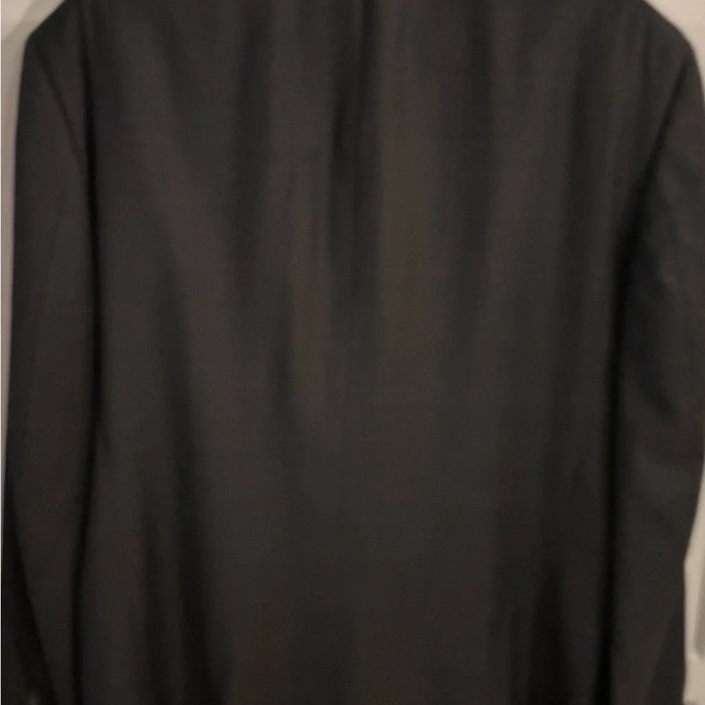 Stafford‎ like new wool grey blazer.  Size 44L.  Plaid pattern.